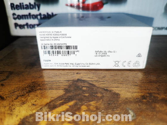 Airpods 4 (latest gen)